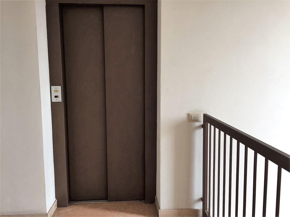 Desenzanoloft Le Chateau De Margot Desenzano del Garda Eksteriør bilde